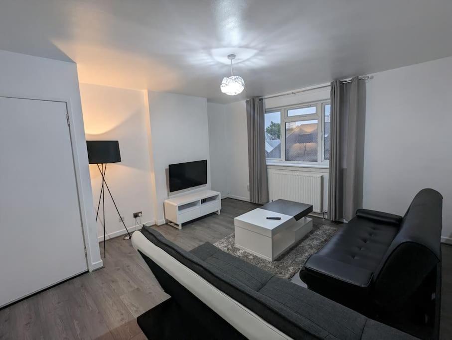 3 Bedroom Apartment Sleeps 8 Εδιμβούργο Εξωτερικό φωτογραφία